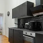 Modern Plus Ac Plus Selfcheckin